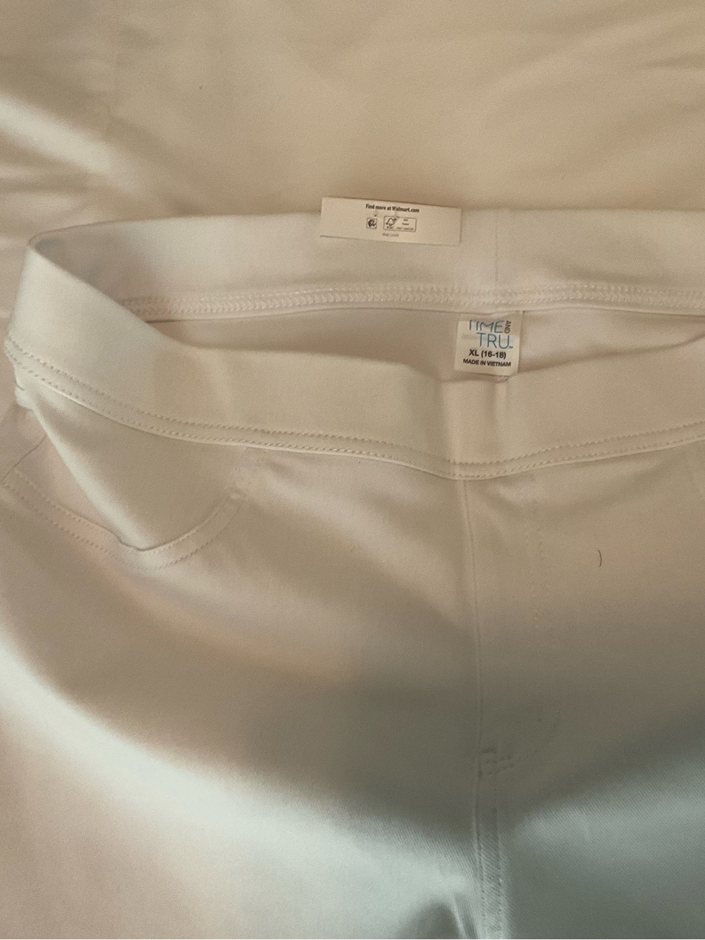 Time and Tru Cream Pull-On Ponte Pants - Picture 5 of 5